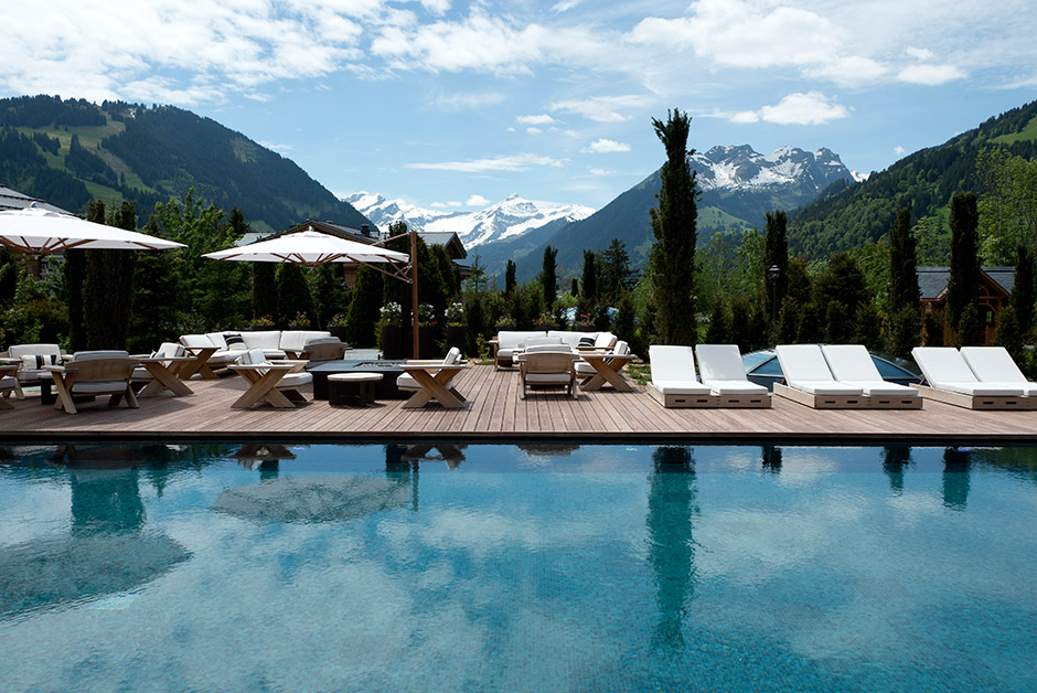 OutdoorPool_1_HighRes