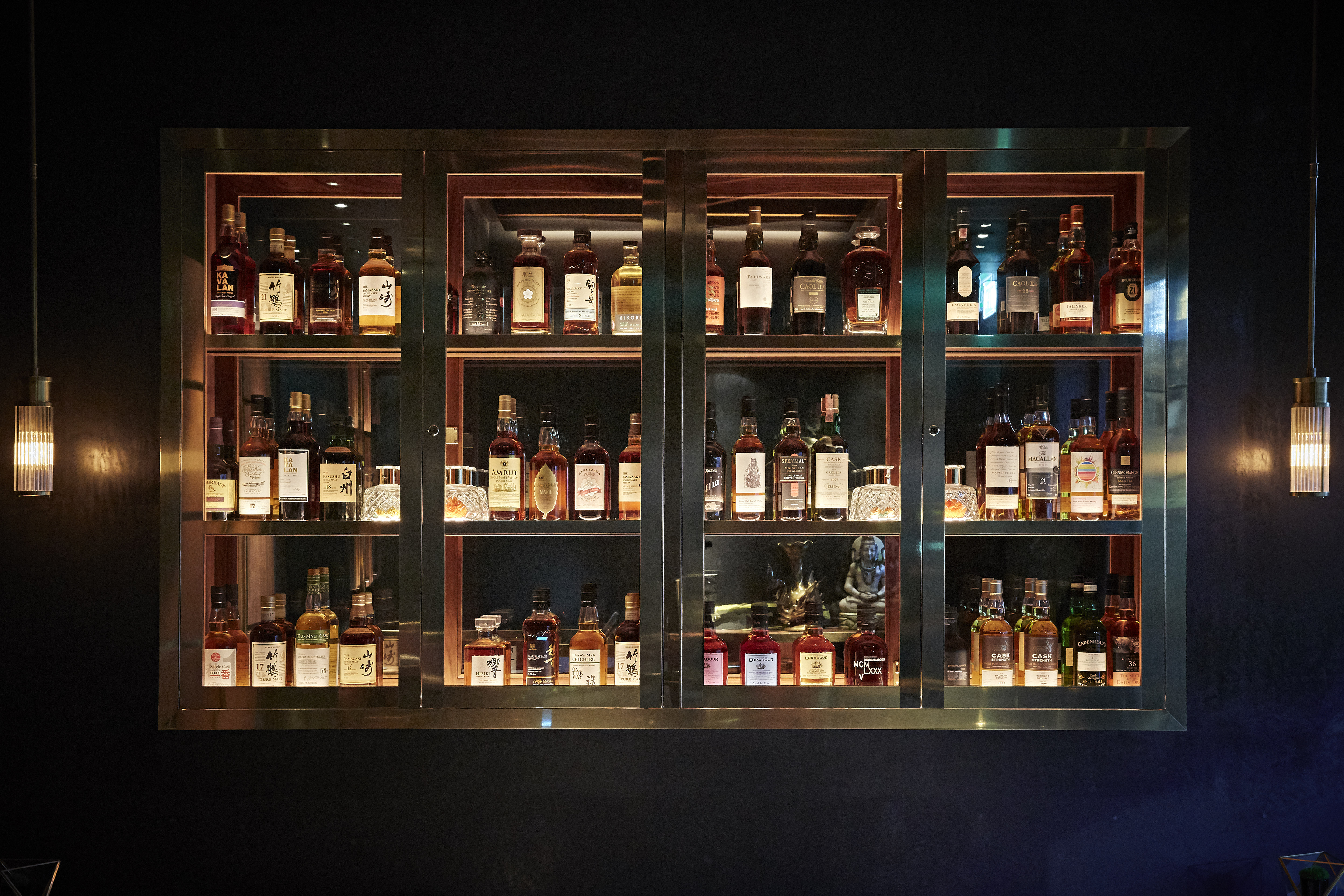 Whisky flights are paired with the chef's Tasting Menu bar
