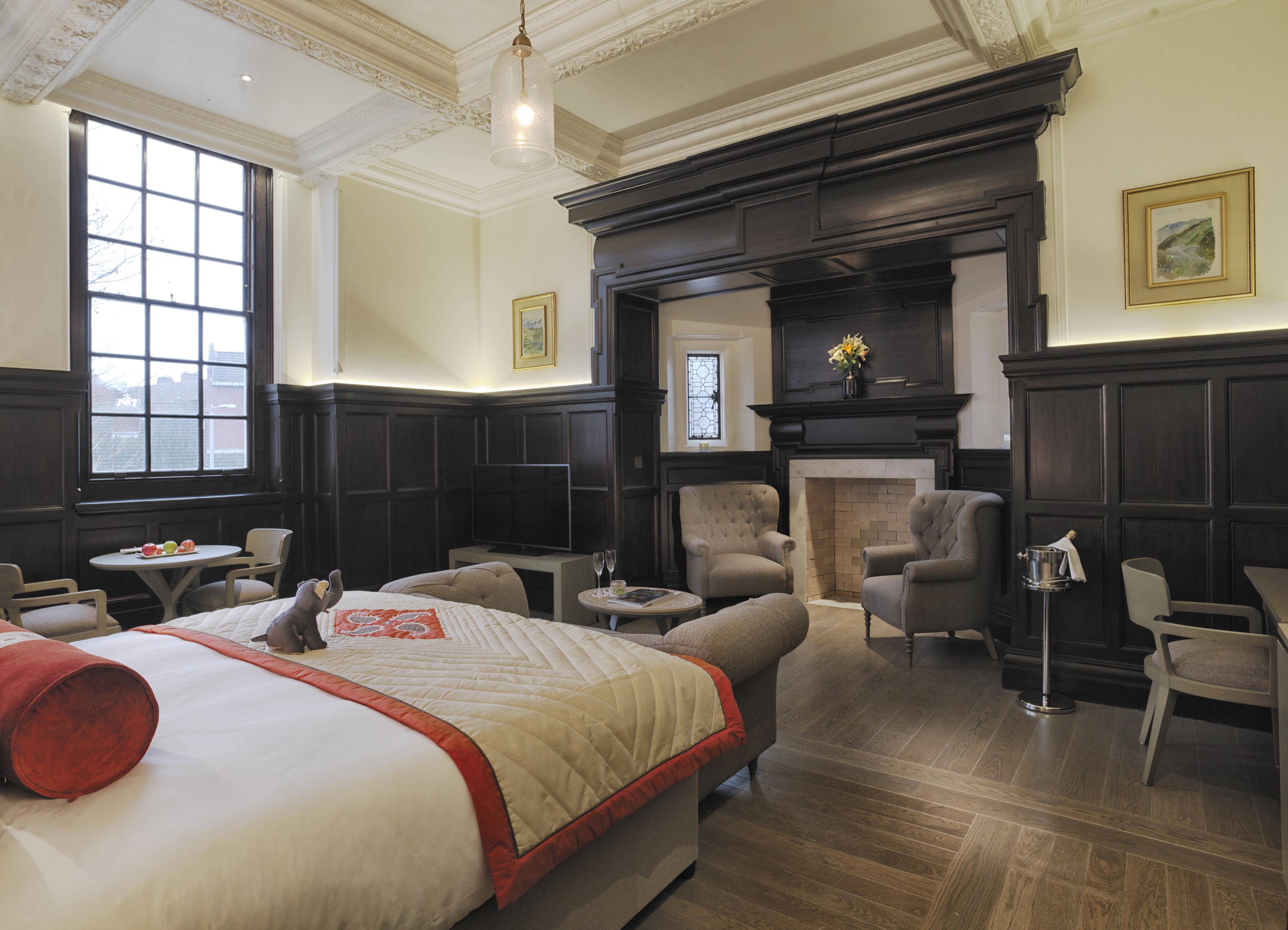 The Legacy Suite at the LaLit London