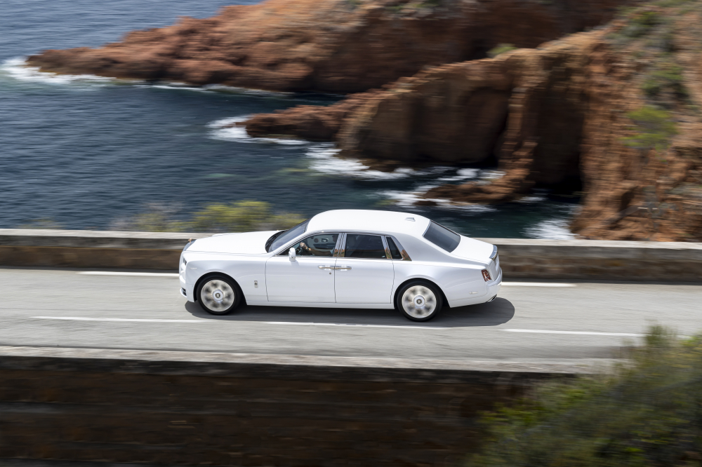 The Sentimentalist spec of Rolls-Royce Phantom