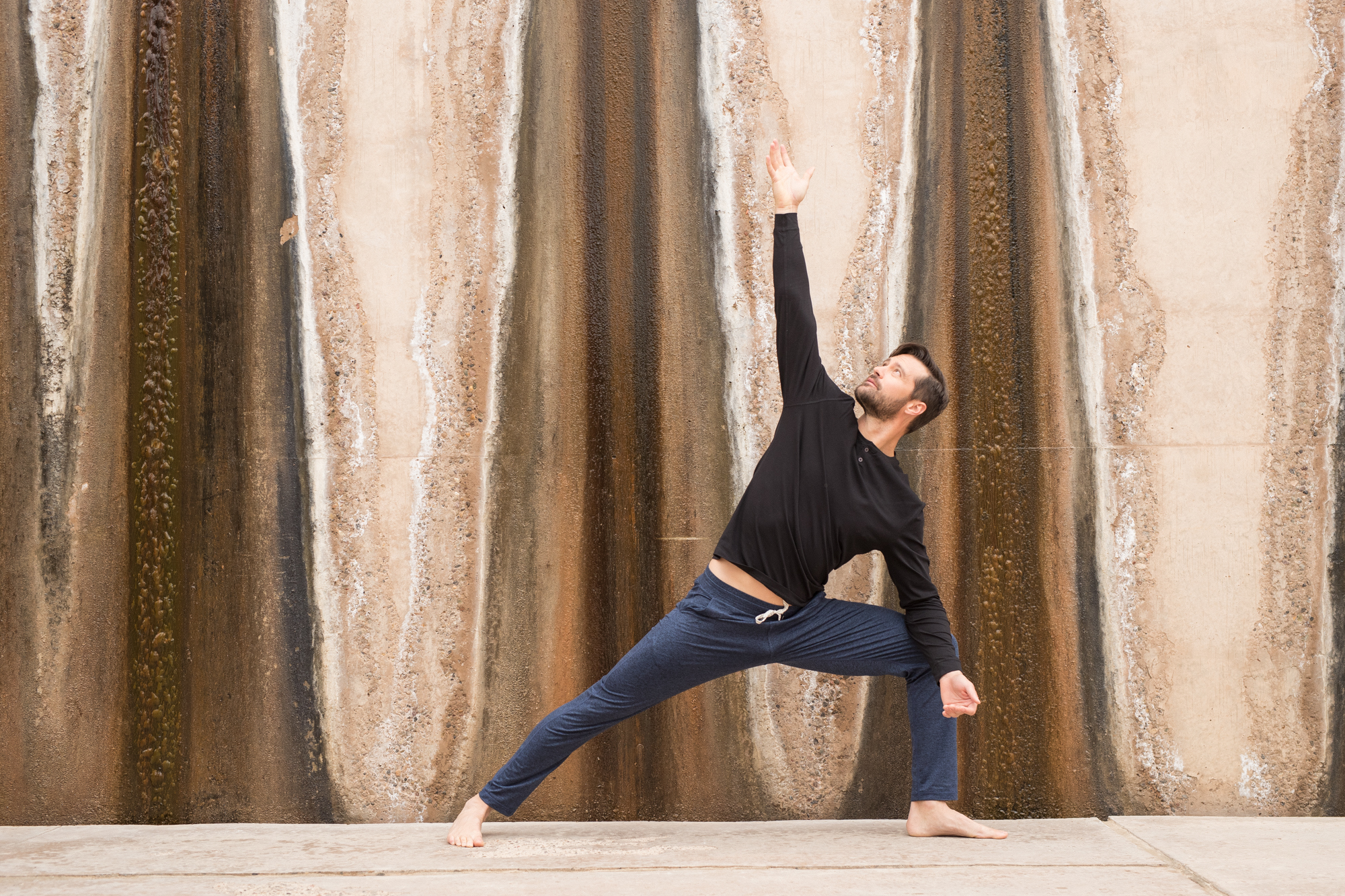 Joe doing yoga in Vuori.