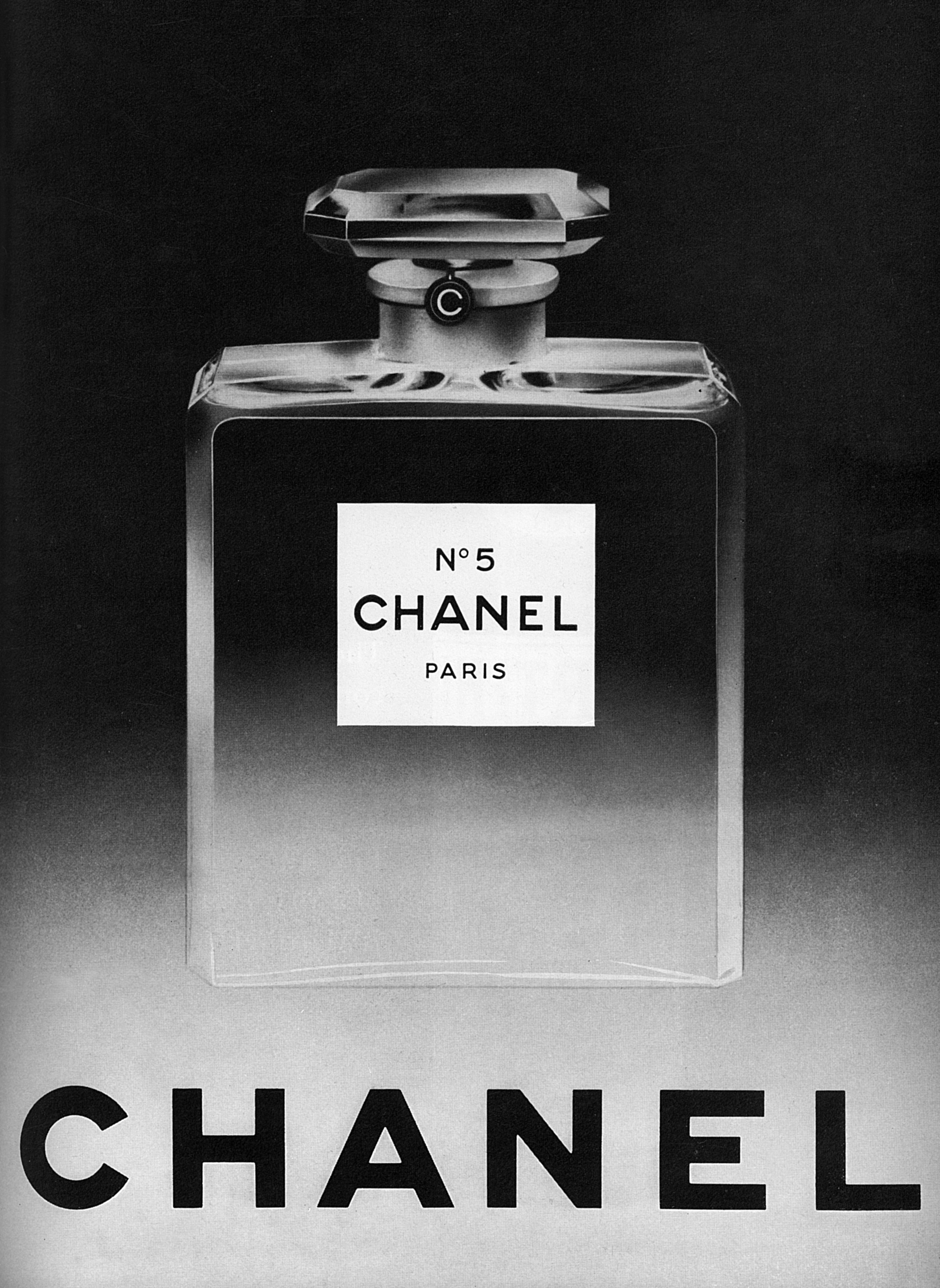 Gabrielle Chanel Fashion Manifesto - Chanel No 5