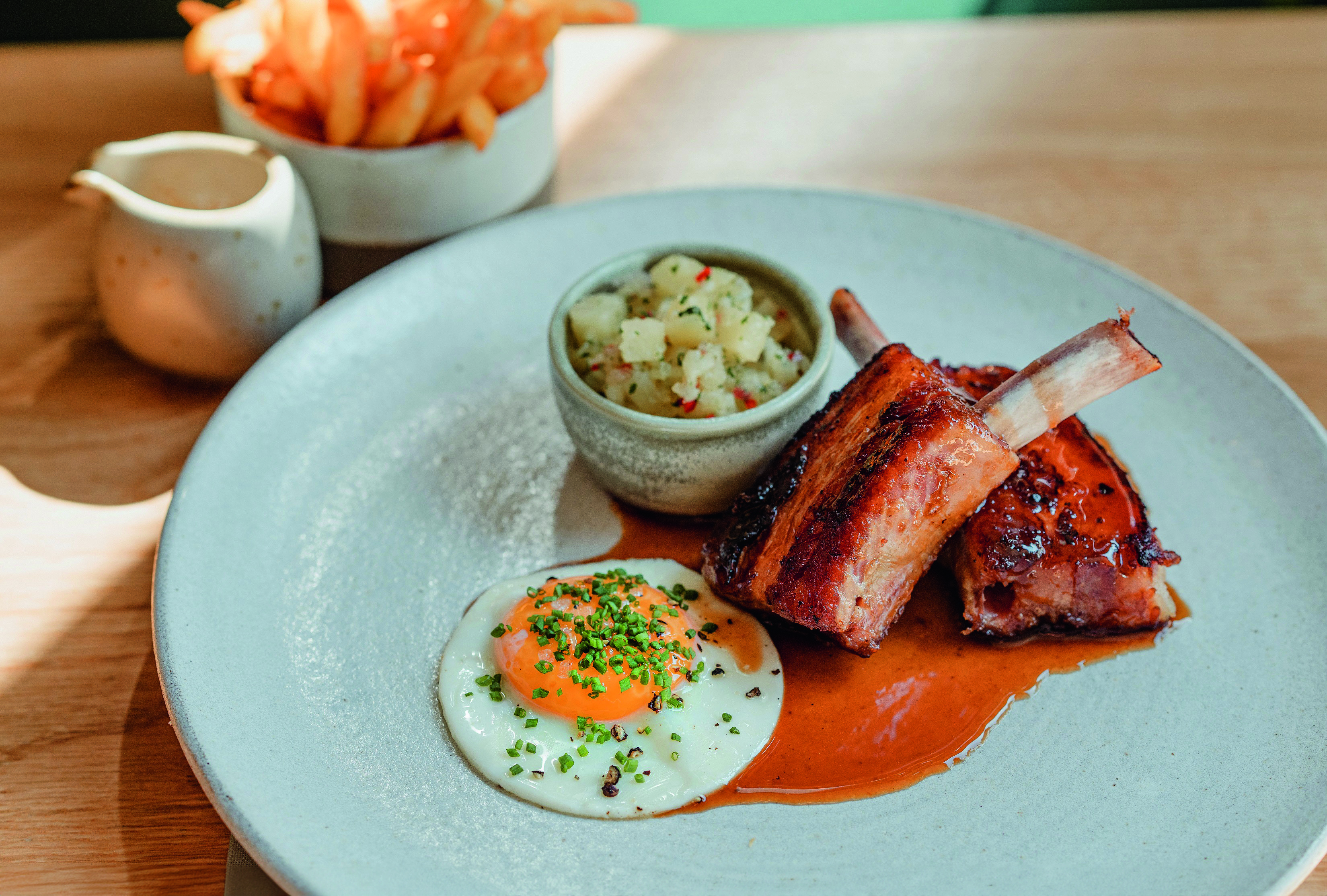 Gourmet Fast Food - Kora ham egg and chips