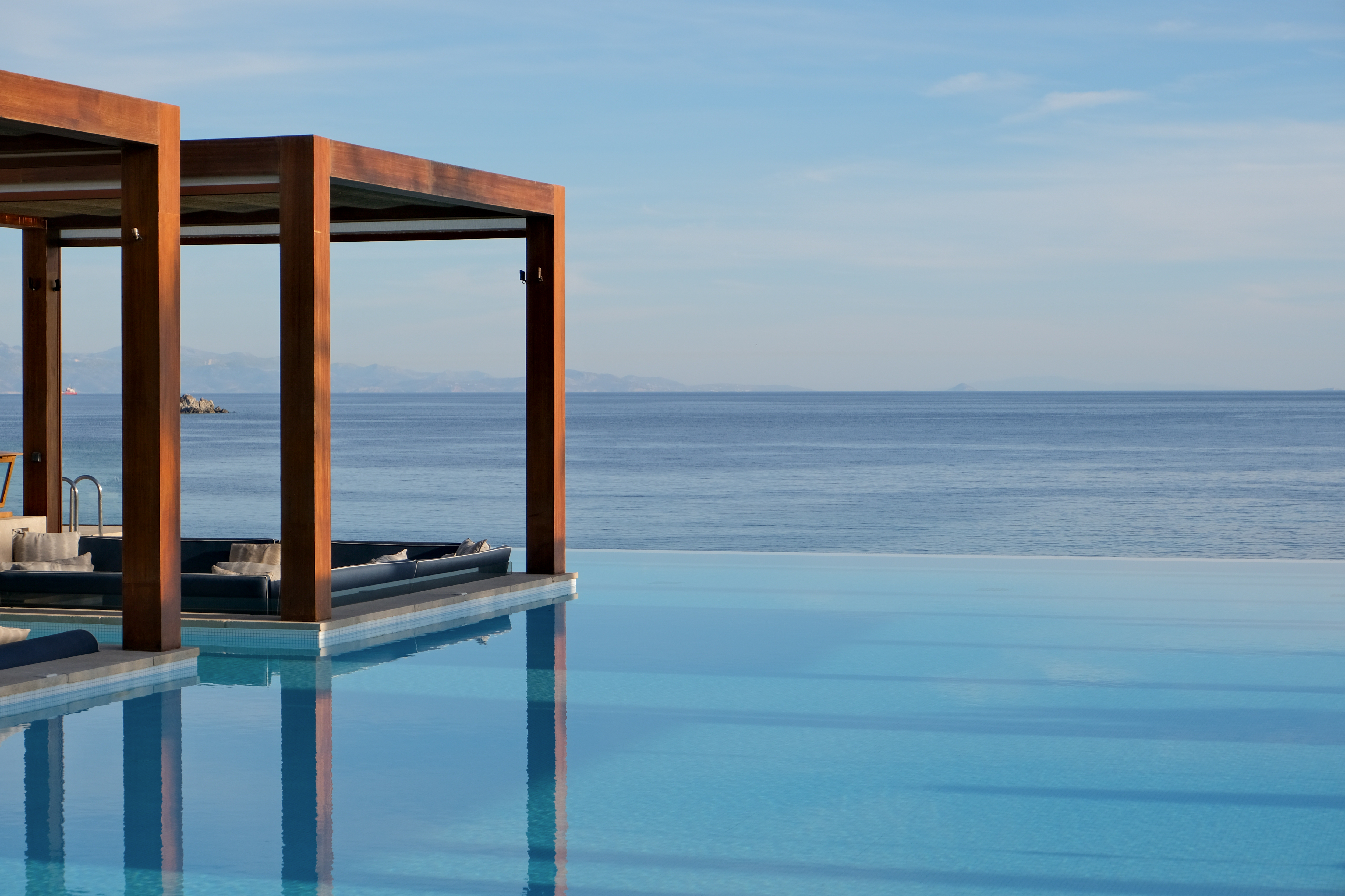 Infinity Pool, Santa Marina Mykonos