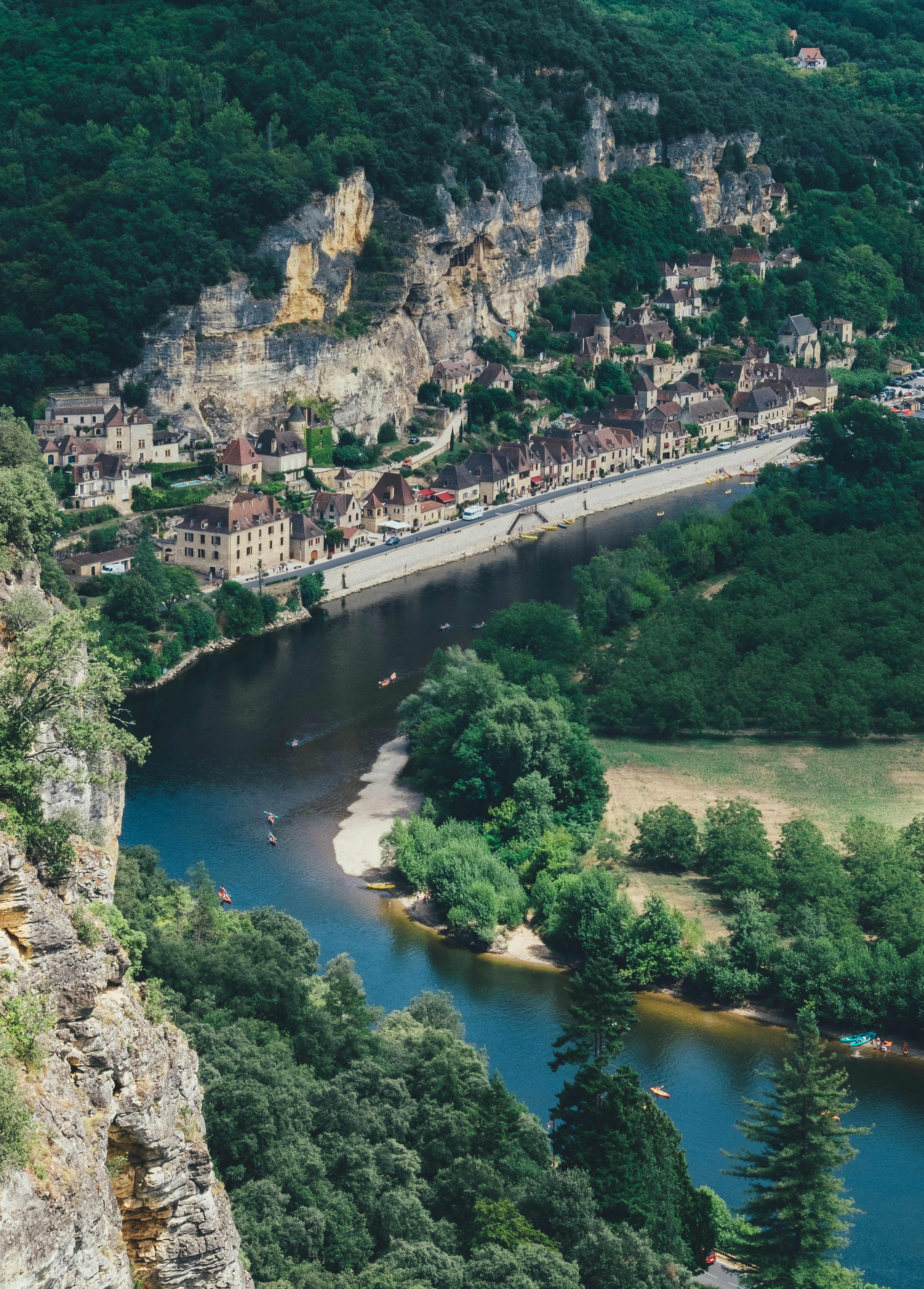 Truffle Hunting in Europe - Dordogne