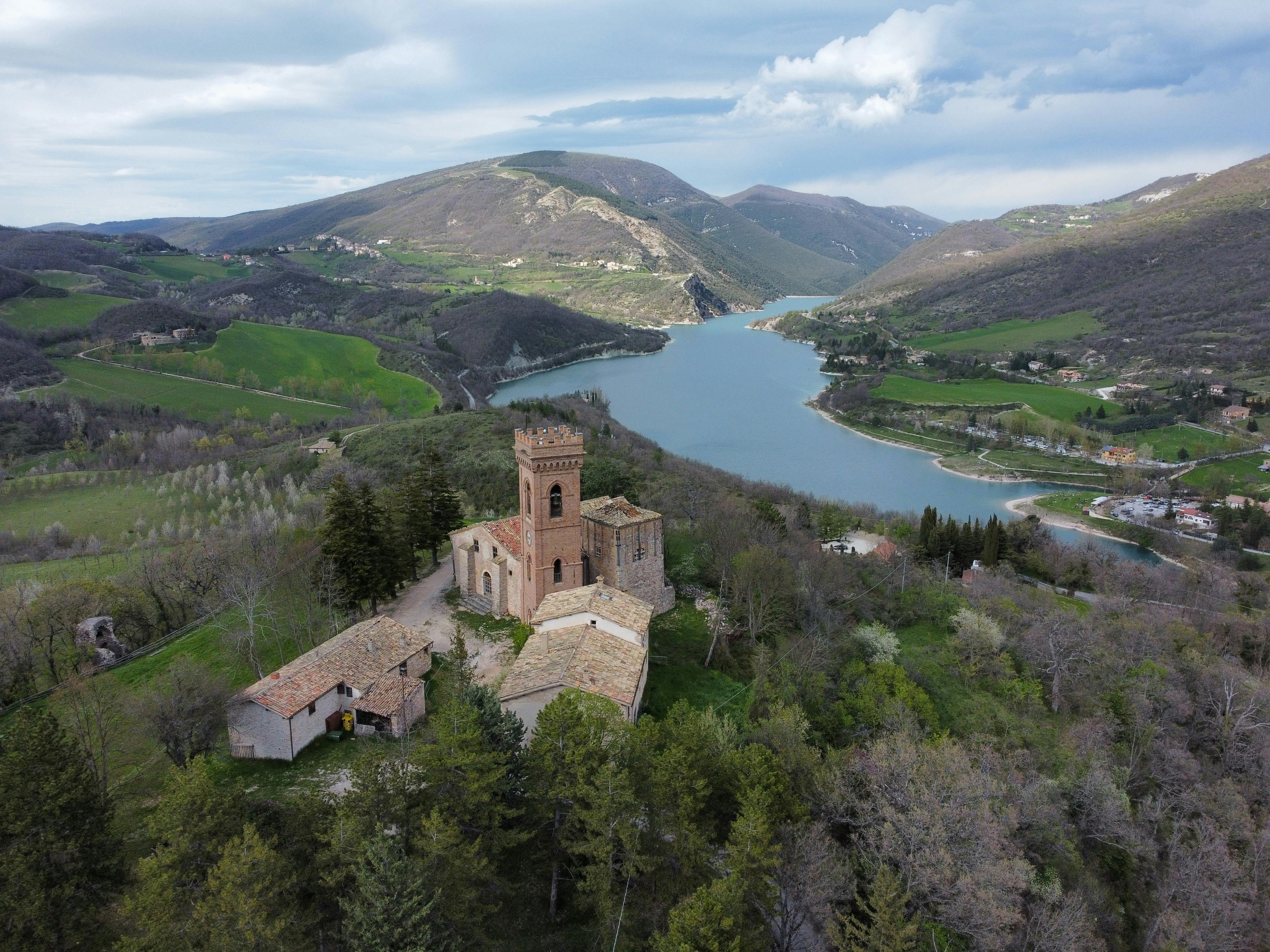 Truffle Hunting in Europe - Umbria