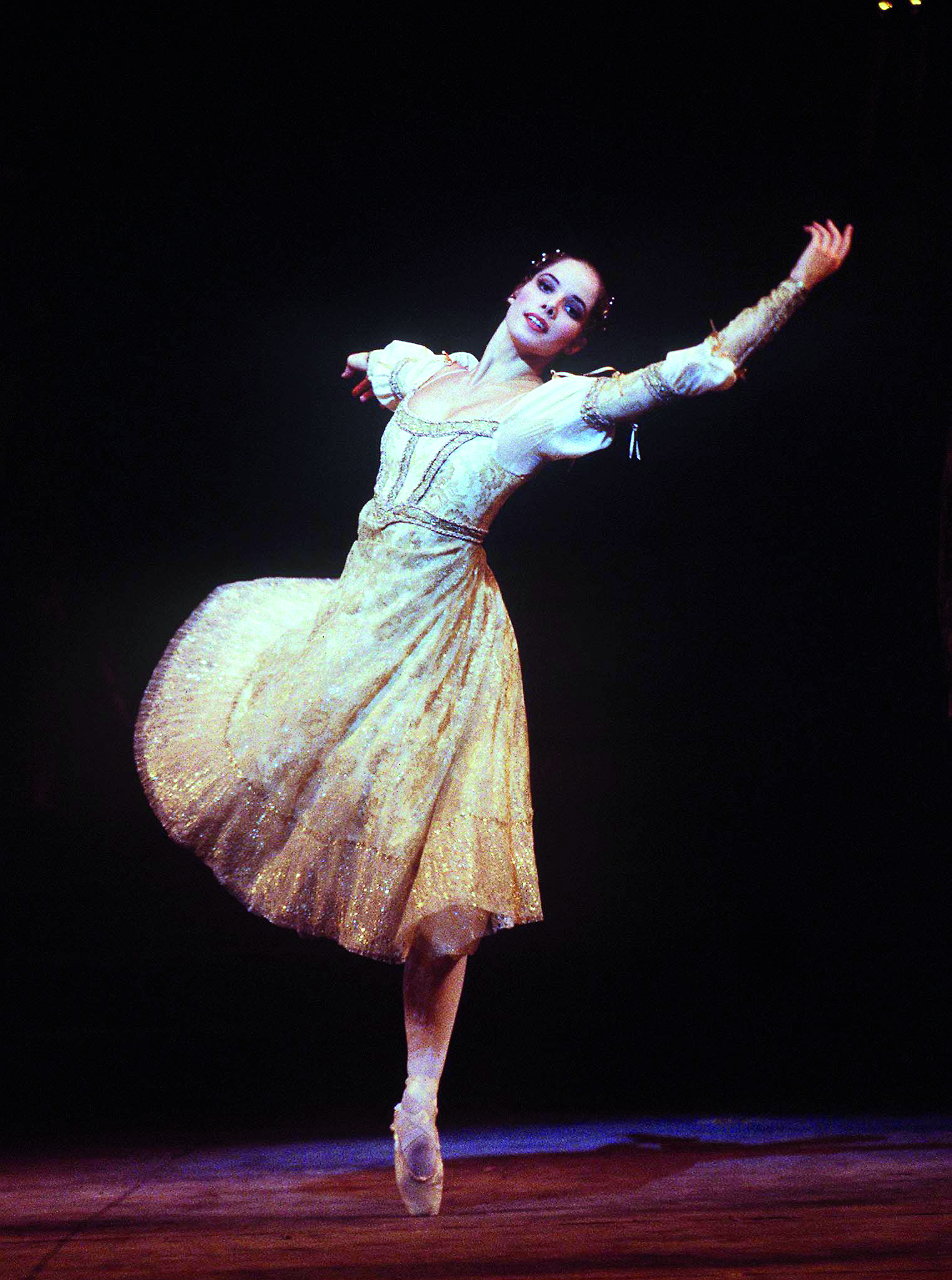 Interview with Darcey Bussell - Bussell as Juliet in Romeo & Juliet