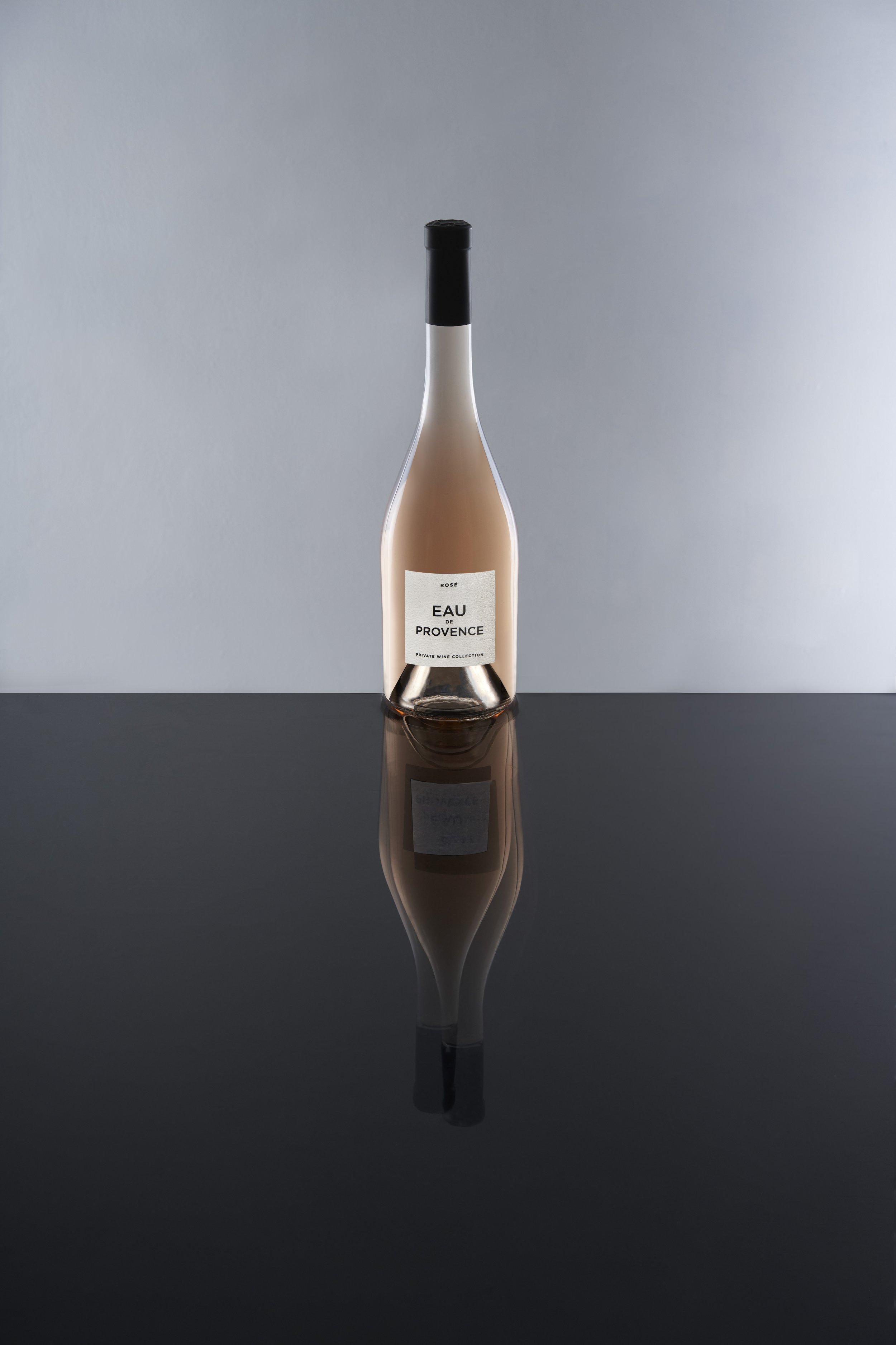 Bottle of Eau de Provence from the 2024 Vintage Launch.