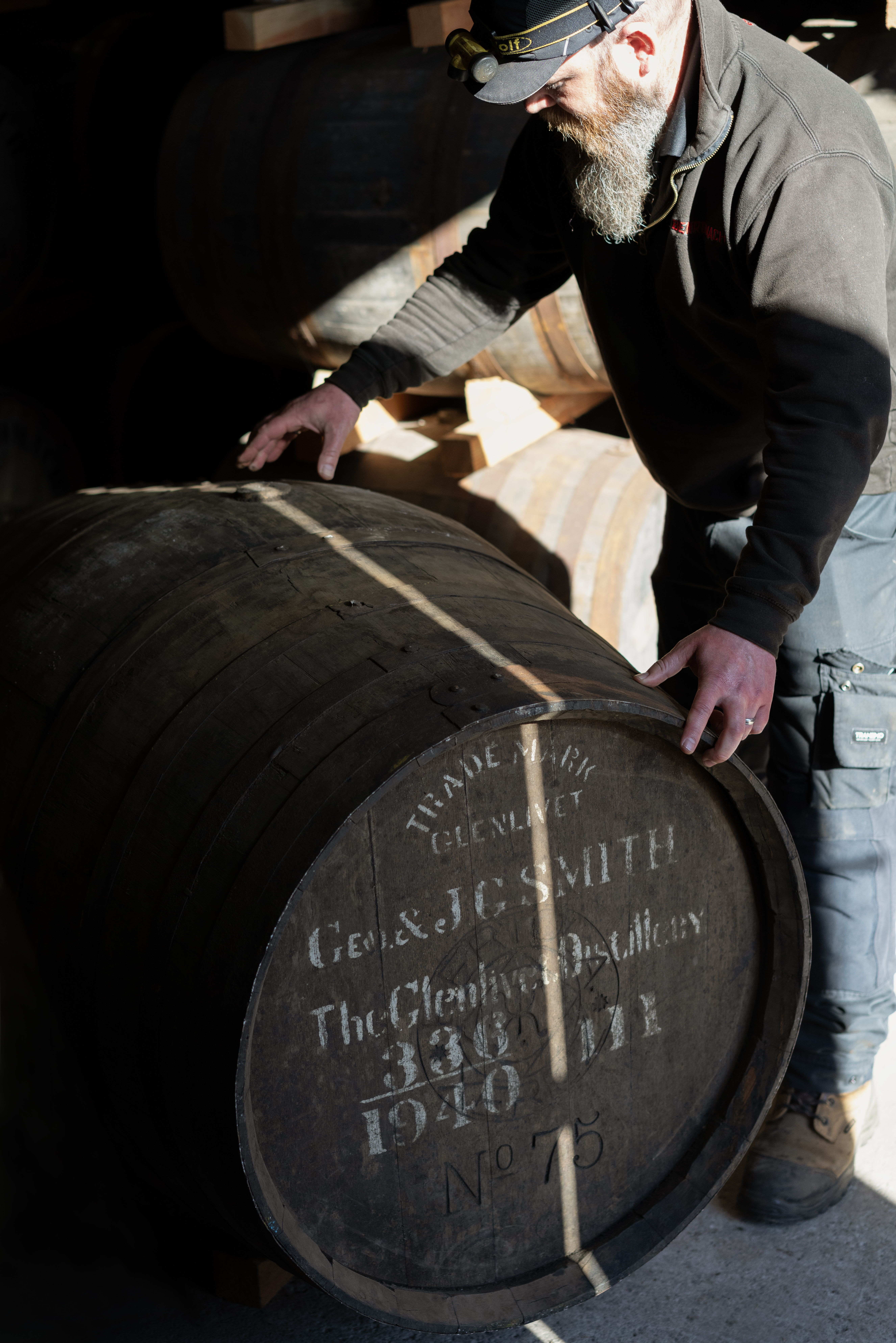 Cask 336 will be auctioned by Christies and matured the 85-year-old whisky that is in the Decanter #1 by Gordon & MacPhail.