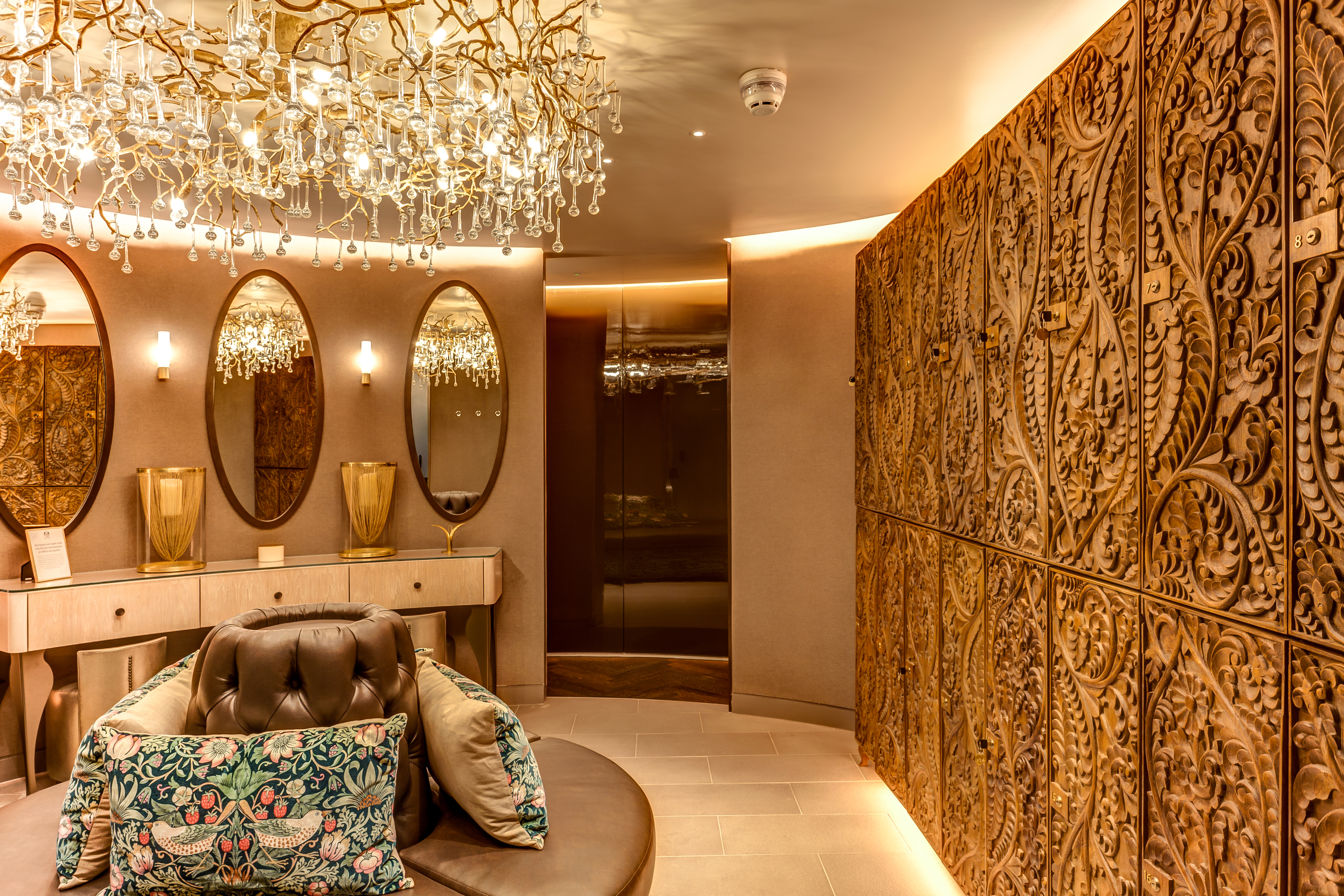 Cloud Twelve, Notting Hill.