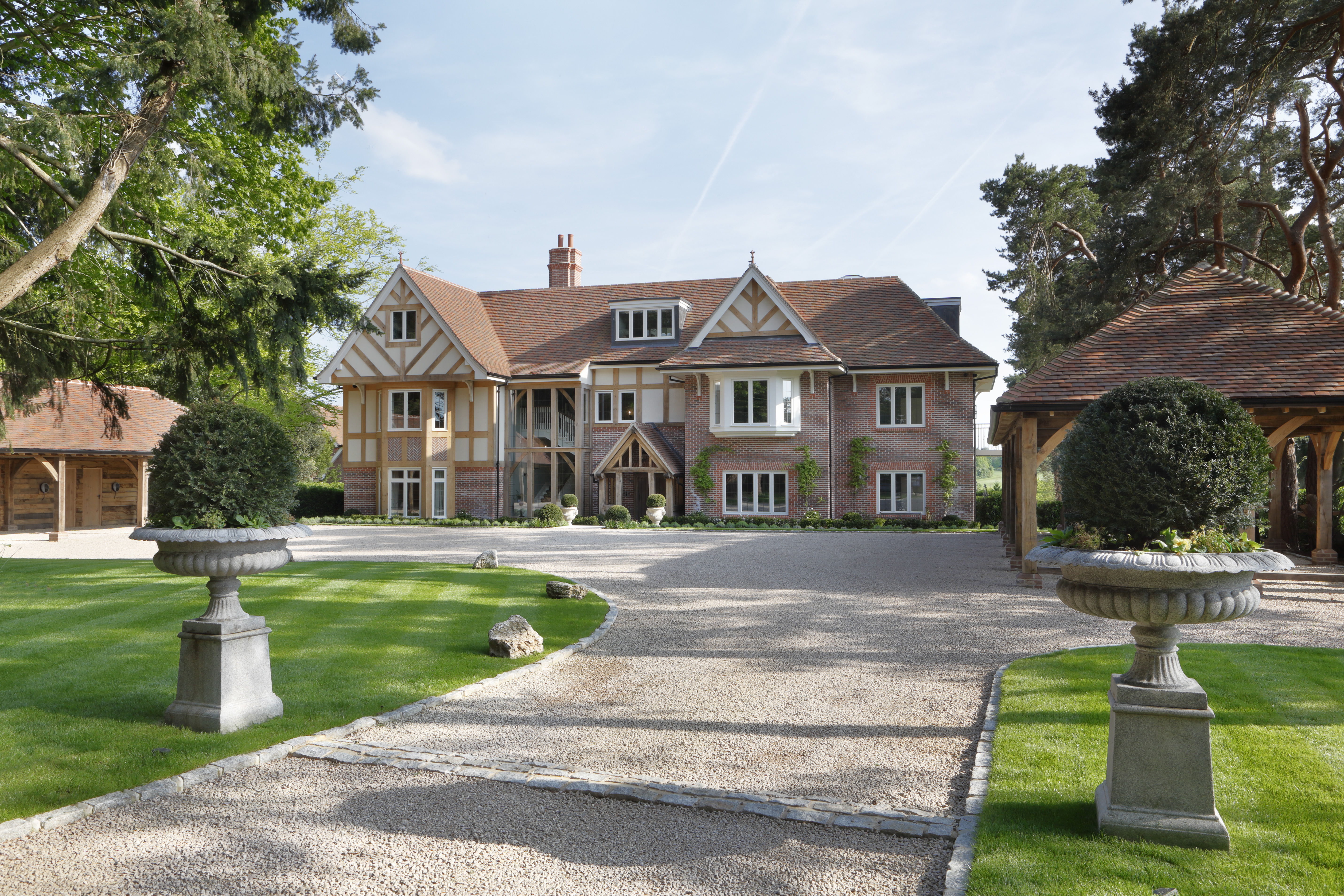 Beechwood Manor, Henley-on-Thames new-build heritage mansions. 