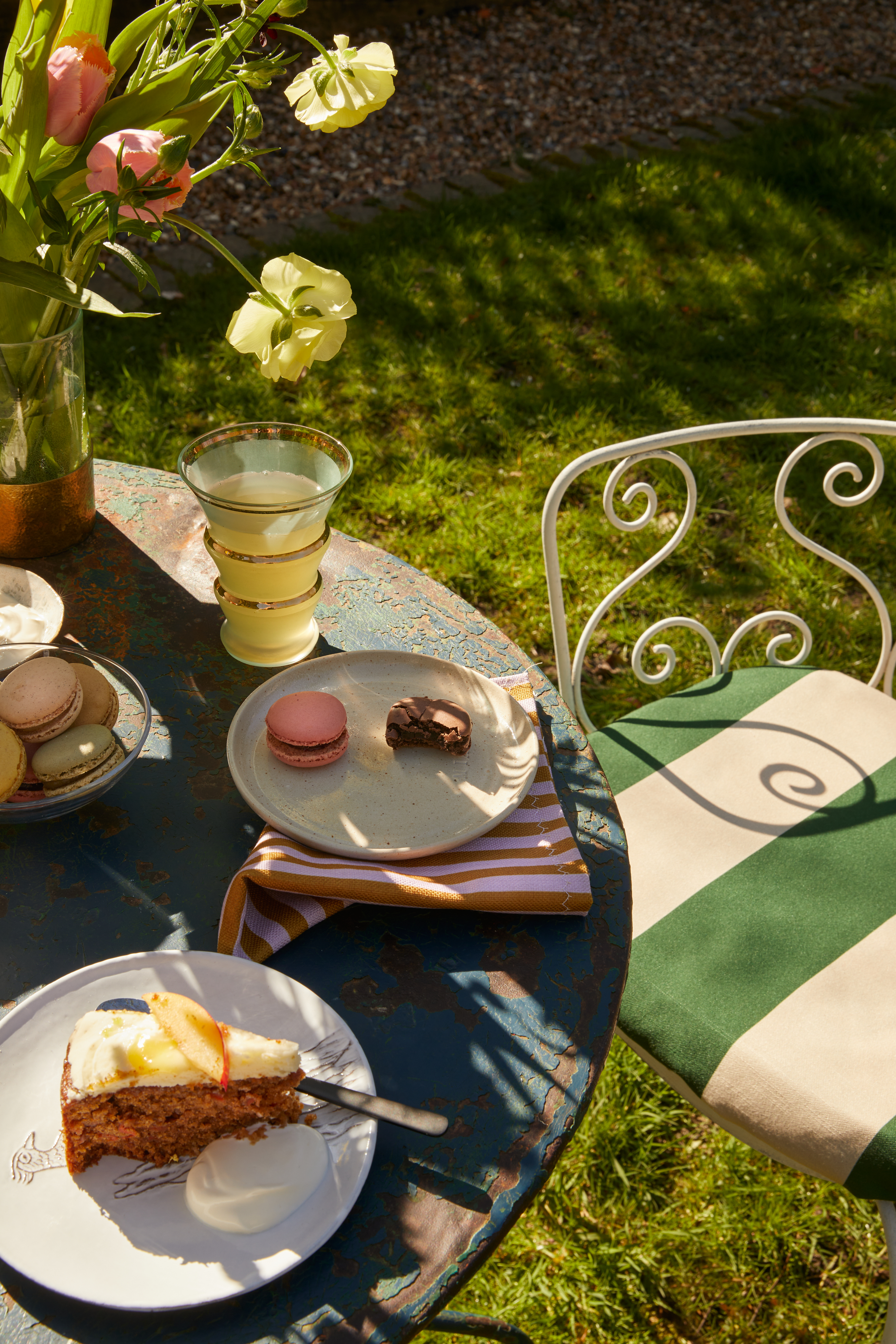 Outside with Vinterior Sandrine Zhang Ferron. 