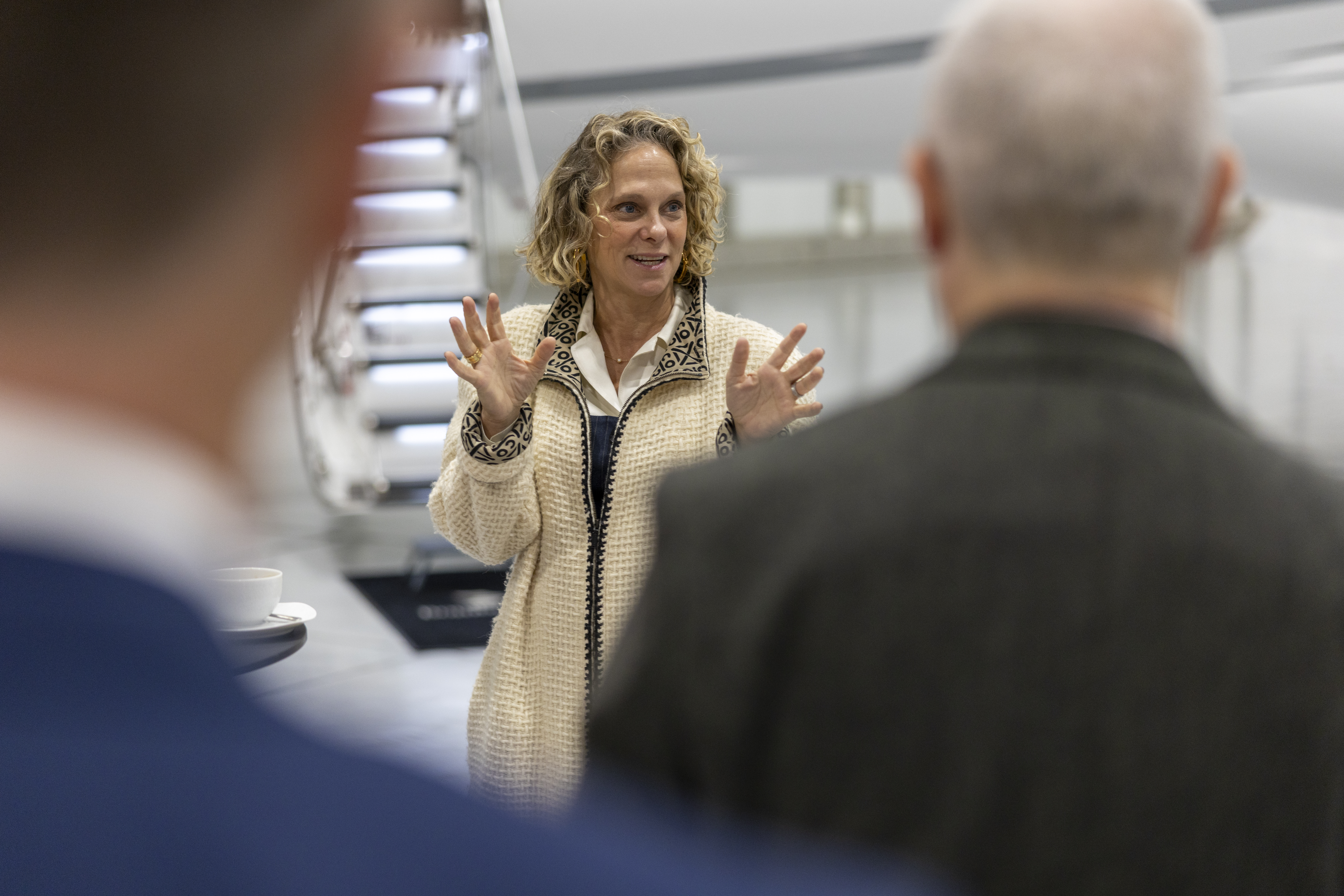 Ève Laurier, Marketing for the fastest passenger jet. 