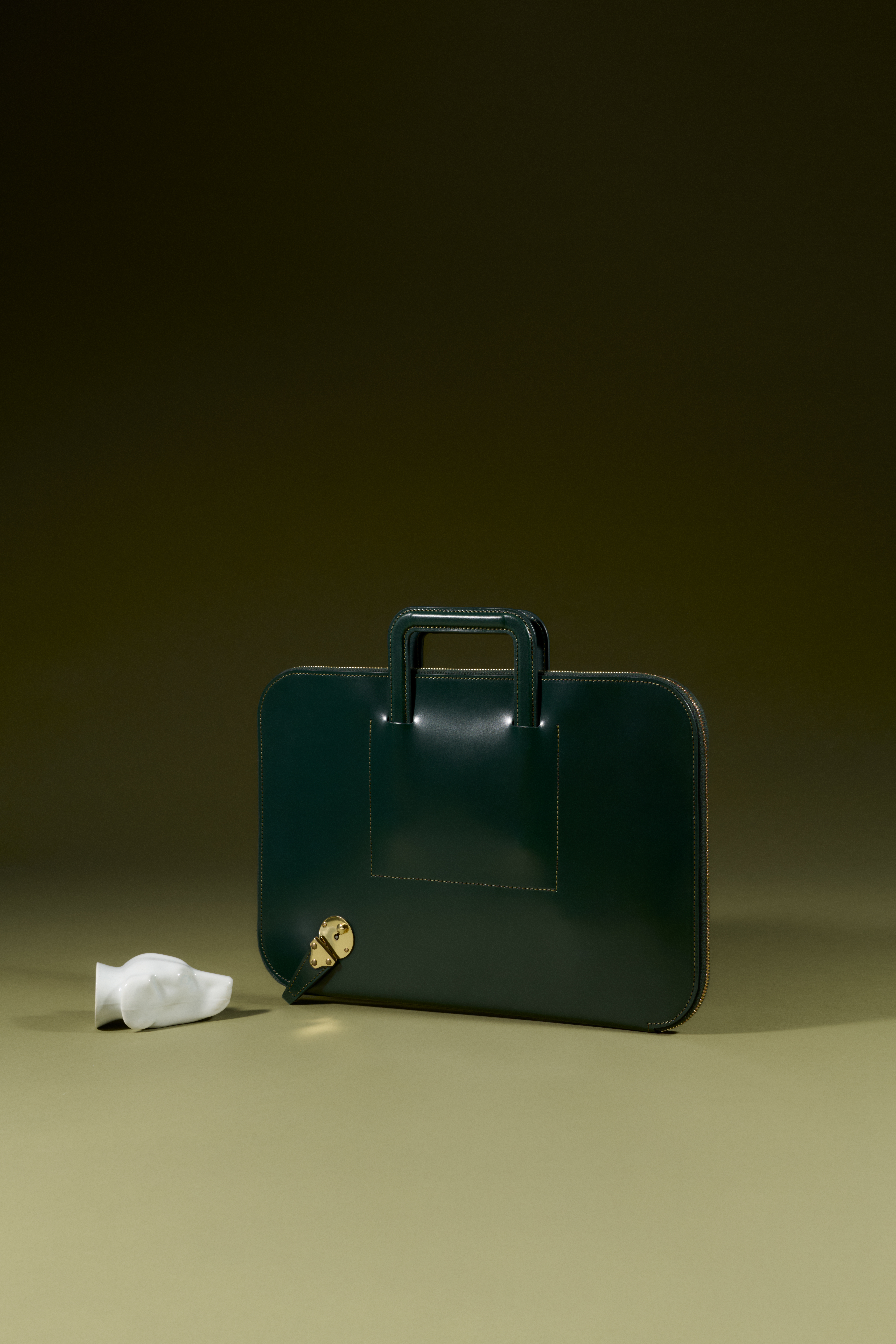 Swaine Salisbury Folio in jaguar green leather.