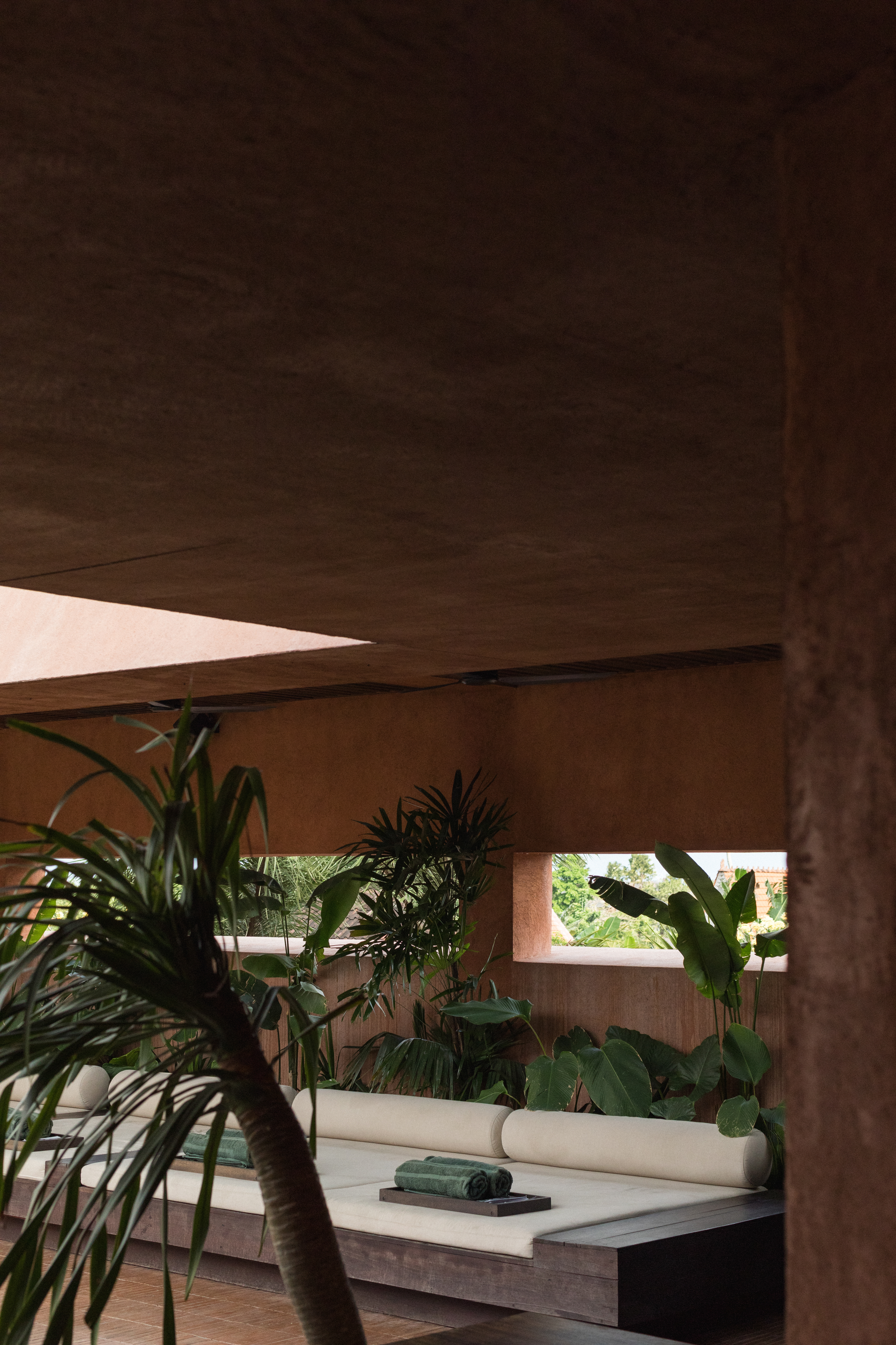 Rooftop Further Hotel Bali 