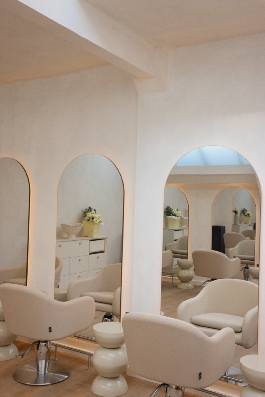 Salon, things to do in London in April. 