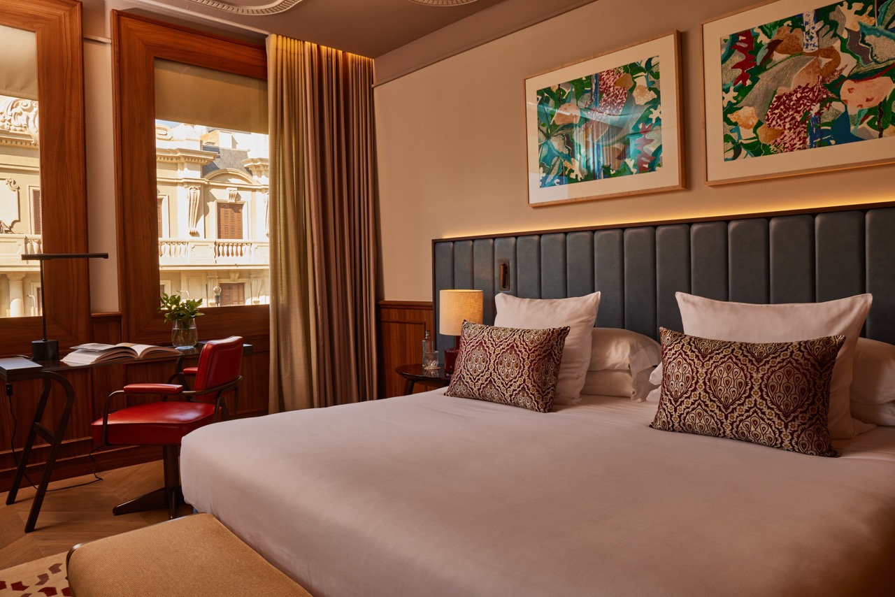 Grand Hotel Central Barcelona Suite. 