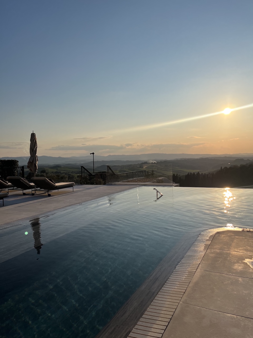 Wellness Retreat Abroad - infinity pool. 