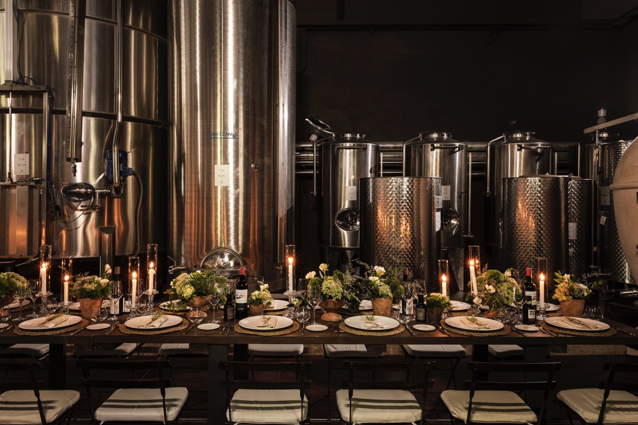 Dining, hotels in Tuscany. 