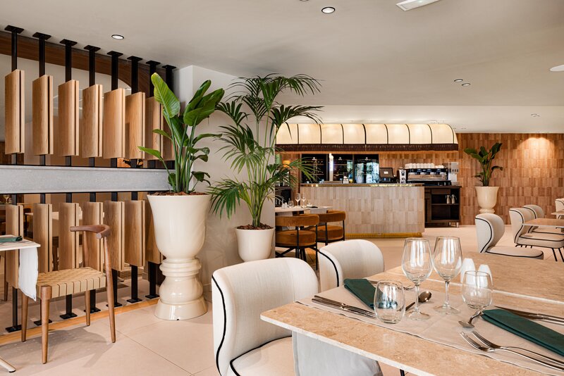 Aubamar Palma Resort - The Algust Restaurant.