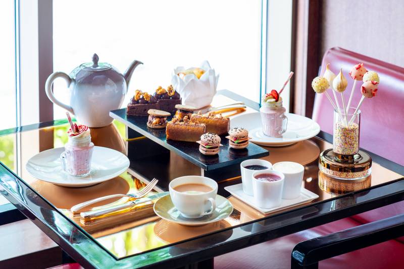 CUTcakes at 45 Park Lane