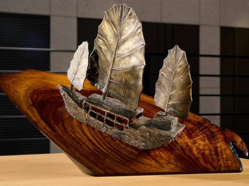 Liu Wing Sheung and Jacky Lam's work Bon Voyage at Hearts & Hands