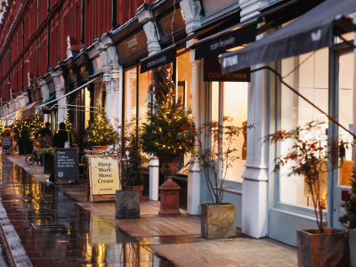 Christmas Shopping on Chiltern Street.